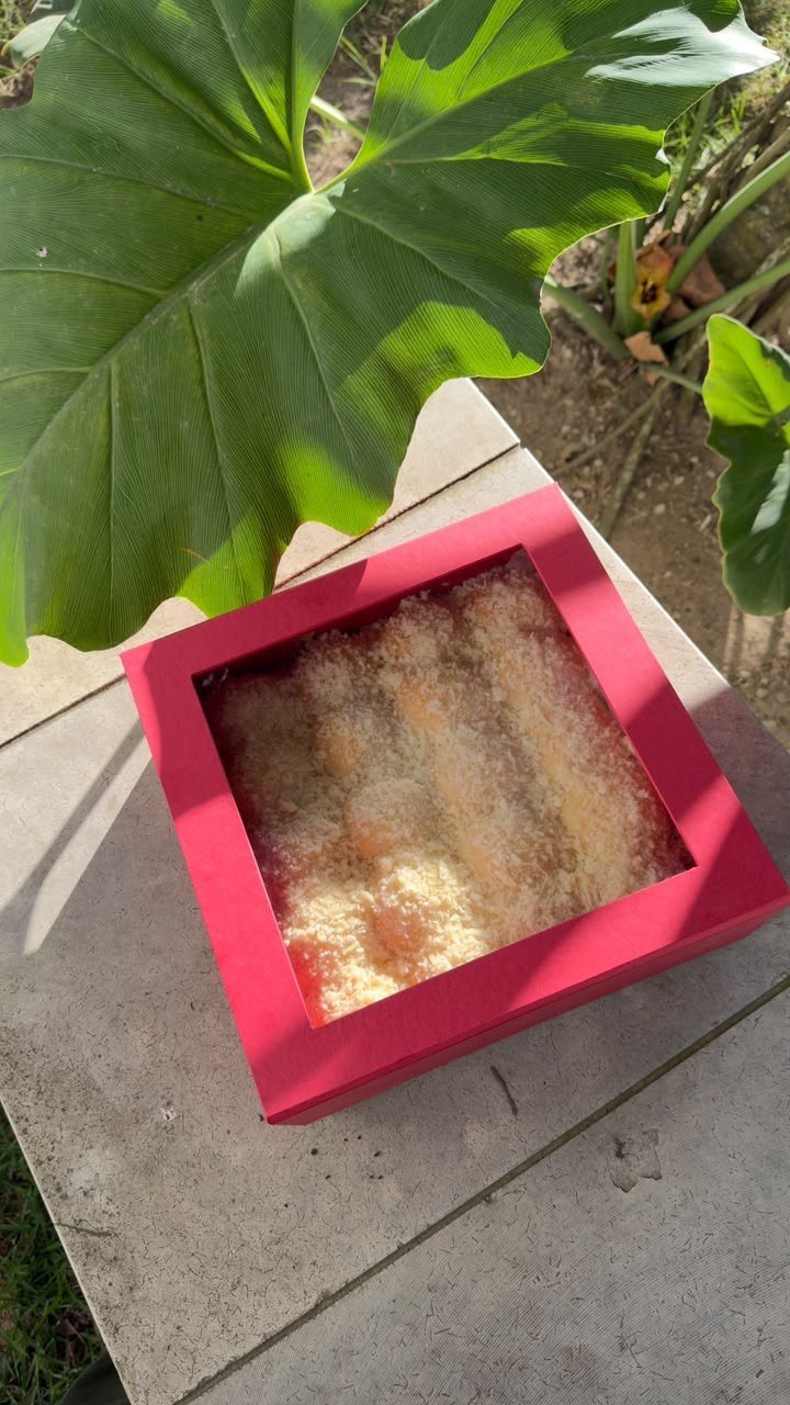 Caixa para presente com pãezinhos finalizados